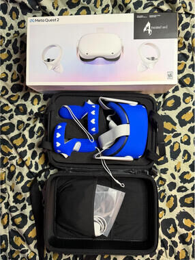 Open Box MetaQuest 2 Meta Quest w case and cover Virtual Reality VR Headset